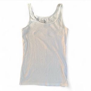 Time and Tru Women's Classic White Tank Top